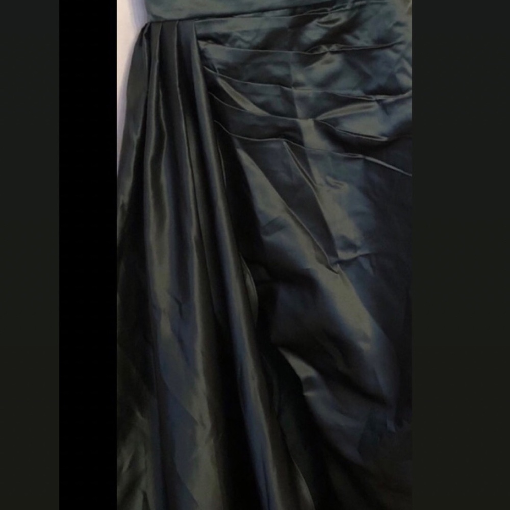 Elegant Dark Green Women's prom dress